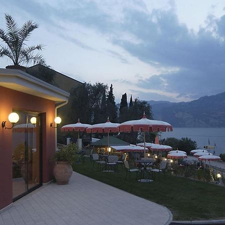 Hotel Oasi Beach Malcesine Exterior photo